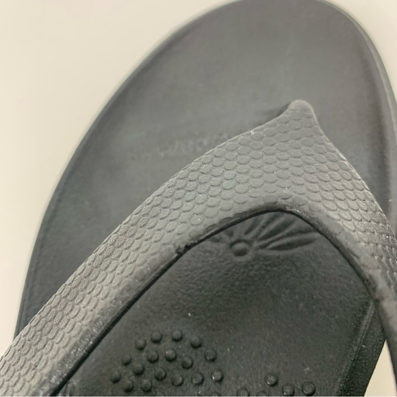 Okabashi Splash Solid Black Comfort Flip Flops Sandals Elevated Heel Size M/L - Picture 10 of 15